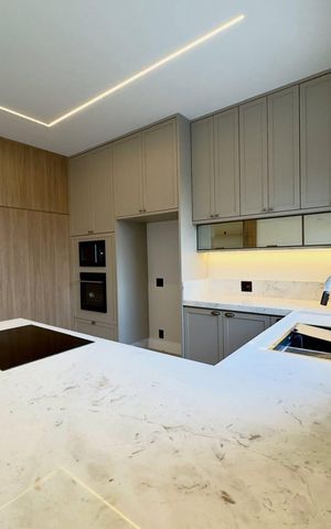 Casa de condomínio à venda com 314m², 3 quartos e 4 vagas
