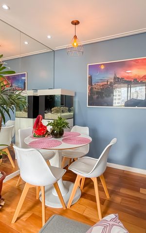 Apartamento à venda com 50m², 2 quartos e 1 vaga Apartamento à venda com 50m², 2 quartos e 1 vagaSala