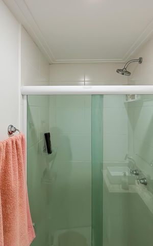 Apartamento à venda com 50m², 2 quartos e 1 vaga Apartamento à venda com 50m², 2 quartos e 1 vagaBanheiro