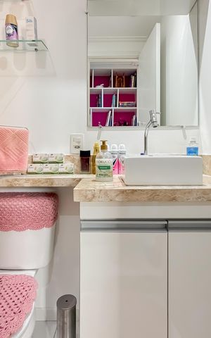Apartamento à venda com 50m², 2 quartos e 1 vaga Apartamento à venda com 50m², 2 quartos e 1 vagaBanheiro