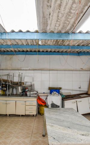Casa à venda com 182m², 3 quartos e 2 vagas Casa à venda com 182m², 3 quartos e 2 vagasÁrea de Serviço