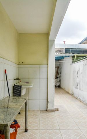 Casa à venda com 182m², 3 quartos e 2 vagas Casa à venda com 182m², 3 quartos e 2 vagasÁrea de Serviço