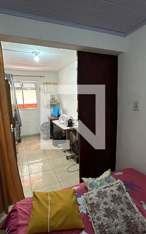 Casa à venda com 40m², 2 quartos e sem vaga