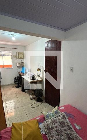 Casa à venda com 40m², 2 quartos e sem vaga