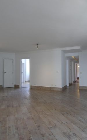 Apartamento à venda com 143m², 3 quartos e 2 vagasSala