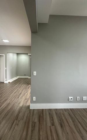 Apartamento à venda com 107m², 2 quartos e 2 vagas Apartamento à venda com 107m², 2 quartos e 2 vagasSala