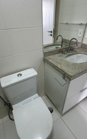 Apartamento à venda com 107m², 2 quartos e 2 vagas Apartamento à venda com 107m², 2 quartos e 2 vagasBanheiro da Suíte 2