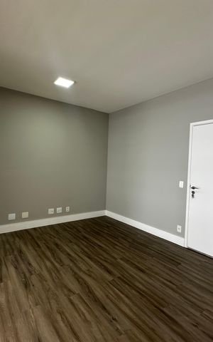 Apartamento à venda com 107m², 2 quartos e 2 vagas Apartamento à venda com 107m², 2 quartos e 2 vagasSala