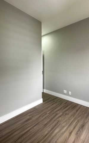 Apartamento à venda com 107m², 2 quartos e 2 vagas Apartamento à venda com 107m², 2 quartos e 2 vagasSuíte 1