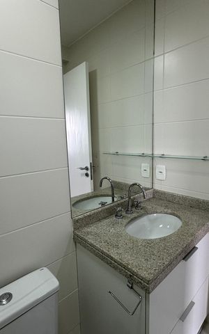 Apartamento à venda com 107m², 2 quartos e 2 vagas Apartamento à venda com 107m², 2 quartos e 2 vagasBanheiro da Suíte 2