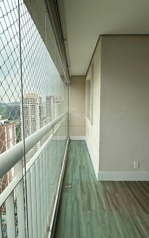 Apartamento à venda com 107m², 2 quartos e 2 vagas Apartamento à venda com 107m², 2 quartos e 2 vagasVaranda