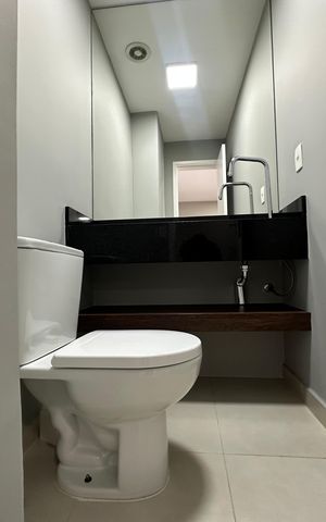 Apartamento à venda com 107m², 2 quartos e 2 vagas Apartamento à venda com 107m², 2 quartos e 2 vagasLavabo