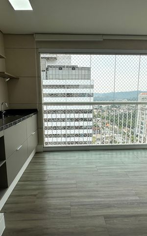 Apartamento à venda com 107m², 2 quartos e 2 vagas Apartamento à venda com 107m², 2 quartos e 2 vagasVaranda
