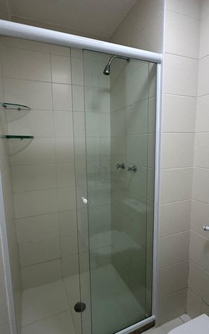 Apartamento à venda com 107m², 2 quartos e 2 vagas Apartamento à venda com 107m², 2 quartos e 2 vagasBanheiro da Suíte 2