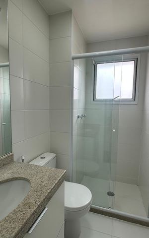 Apartamento à venda com 107m², 2 quartos e 2 vagas Apartamento à venda com 107m², 2 quartos e 2 vagasBanheiro da Suíte 1