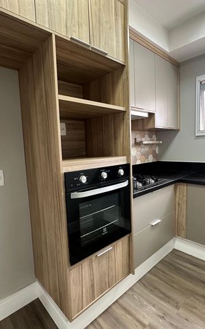 Apartamento à venda com 107m², 2 quartos e 2 vagas Apartamento à venda com 107m², 2 quartos e 2 vagasCozinha