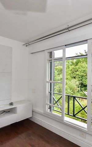 Casa de condomínio à venda com 466m², 3 quartos e 4 vagasSuíte 2