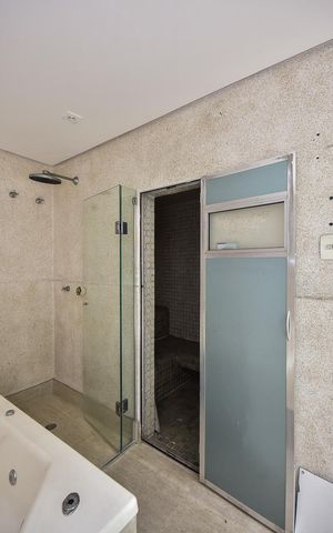 Casa de condomínio à venda com 466m², 3 quartos e 4 vagasSauna