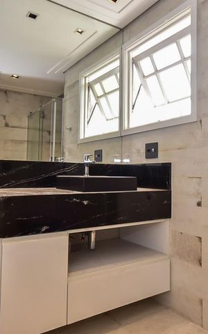 Casa de condomínio à venda com 466m², 3 quartos e 4 vagasBanheiro Suíte 1