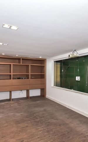 Casa de condomínio à venda com 466m², 3 quartos e 4 vagasSala de Tv