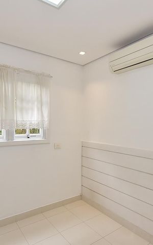 Casa de condomínio à venda com 466m², 3 quartos e 4 vagasCozinha