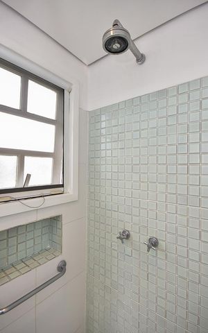Casa de condomínio à venda com 466m², 3 quartos e 4 vagasBanheiro 1 da Suíte  3