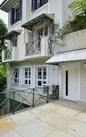 Casa de condomínio à venda com 466m², 3 quartos e 4 vagasFachada