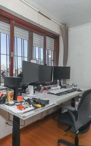 Casa à venda com 183m², 4 quartos e 3 vagasQuarto 3