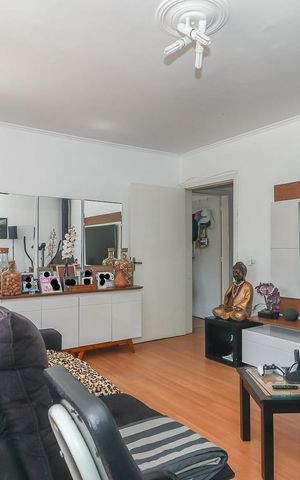 Casa à venda com 183m², 4 quartos e 3 vagasSala