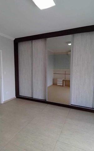 Casa para alugar com 228m², 2 quartos e 1 vagaQuarto