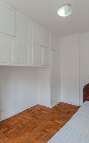 Apartamento à venda com 112m², 3 quartos e 2 vagas Apartamento à venda com 112m², 3 quartos e 2 vagasQuarto 1