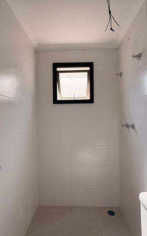 Apartamento à venda com 56m², 2 quartos e 1 vaga Apartamento à venda com 56m², 2 quartos e 1 vagaBanheiro da Suíte