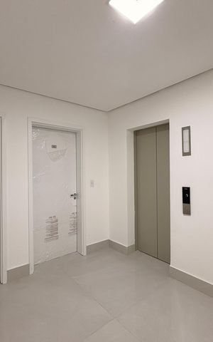 Apartamento à venda com 56m², 2 quartos e 1 vaga Apartamento à venda com 56m², 2 quartos e 1 vagaHall de entrada