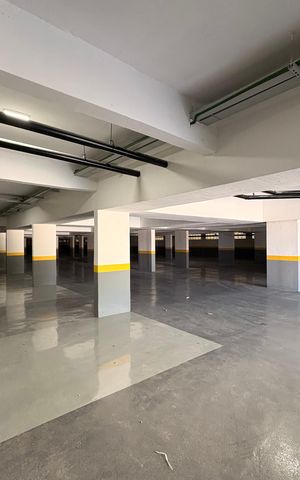 Apartamento à venda com 56m², 2 quartos e 1 vaga Apartamento à venda com 56m², 2 quartos e 1 vagaGaragem
