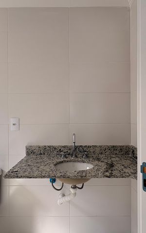 Apartamento à venda com 56m², 2 quartos e 1 vaga Apartamento à venda com 56m², 2 quartos e 1 vagaBanheiro da Suíte