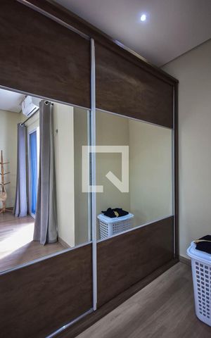 Casa de condomínio à venda com 151m², 3 quartos e 2 vagas