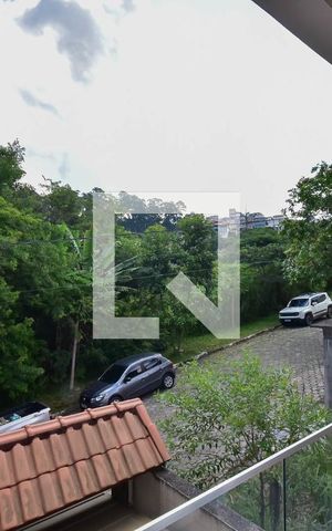 Casa de condomínio à venda com 151m², 3 quartos e 2 vagas