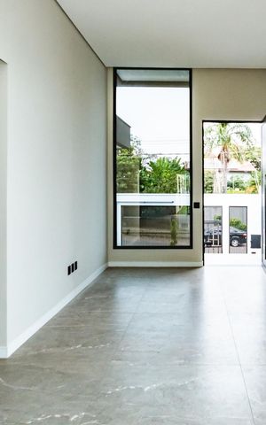 Casa à venda com 222m², 4 quartos e 3 vagasSala/cozinha