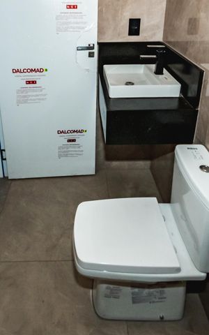 Casa à venda com 222m², 4 quartos e 3 vagasLavabo