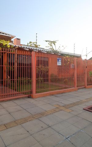 Casa para alugar com 300m², 5 quartos e 1 vagaFachada