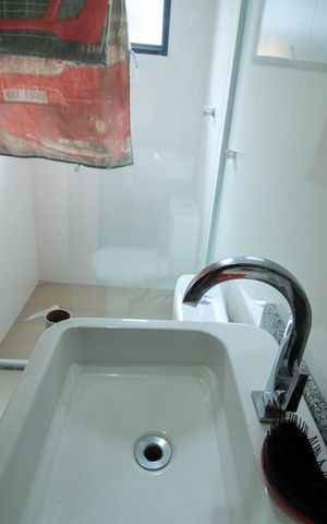 Casa à venda com 94m², 4 quartos e 1 vaga Casa à venda com 94m², 4 quartos e 1 vagaBanheiro 3