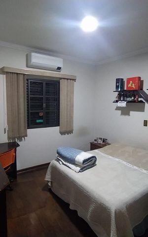 Casa para alugar com 350m², 3 quartos e 4 vagas