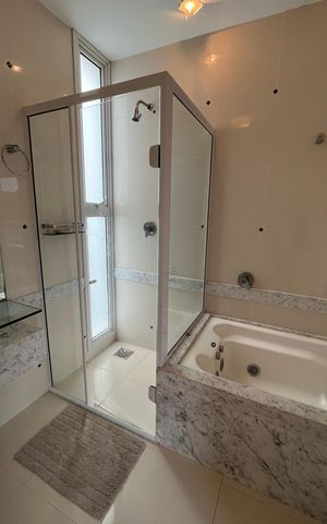 Casa de condomínio à venda com 1014m², 6 quartos e 4 vagas