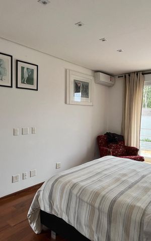 Casa de condomínio à venda com 1014m², 6 quartos e 4 vagas