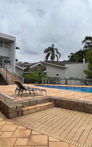 Casa de condomínio à venda com 1014m², 6 quartos e 4 vagas