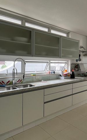 Casa de condomínio à venda com 1014m², 6 quartos e 4 vagas