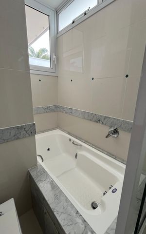 Casa de condomínio à venda com 1014m², 6 quartos e 4 vagas