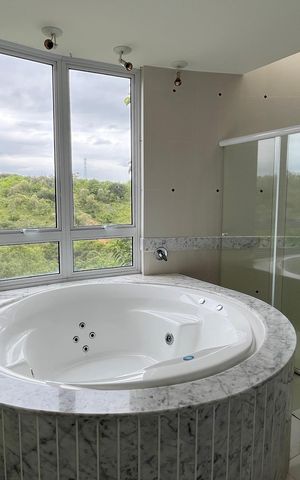 Casa de condomínio à venda com 1014m², 6 quartos e 4 vagas