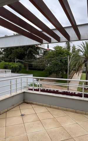 Casa de condomínio à venda com 1014m², 6 quartos e 4 vagas