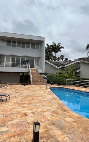 Casa de condomínio à venda com 1014m², 6 quartos e 4 vagas